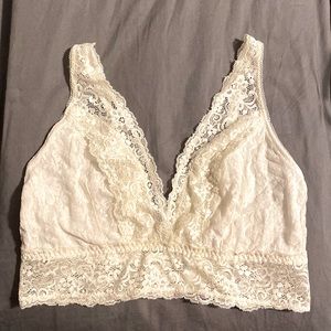 Soma bralette lace plunge size large white